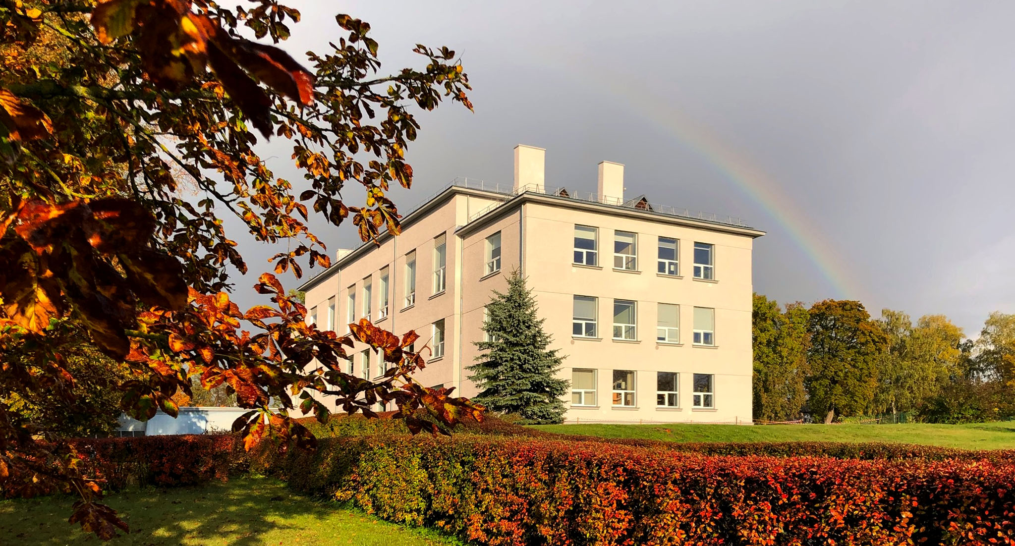 eka varaviksne
